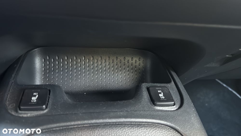 Toyota Corolla 1.8 Hybrid Comfort - 30