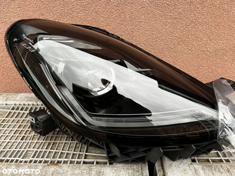 Lampa przednia MASERATI GRECALE FULL LED NOWA PRAWA EUROPA ORYGINALNA AL - 2