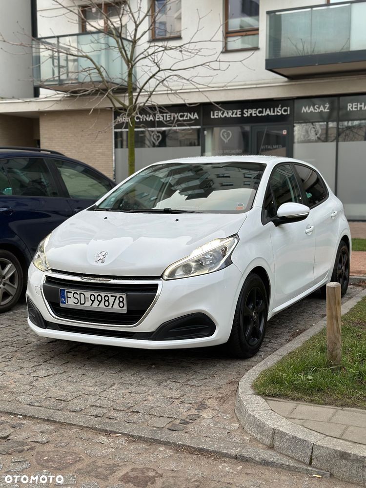 Peugeot 208 1.6 BlueHDi Allure S&S - 2