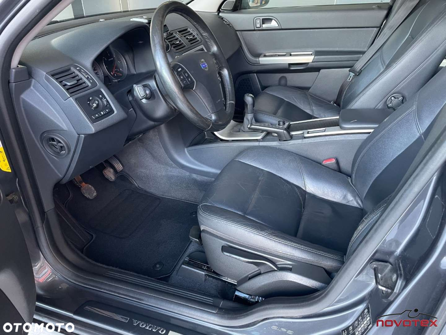 Volvo V50 - 8