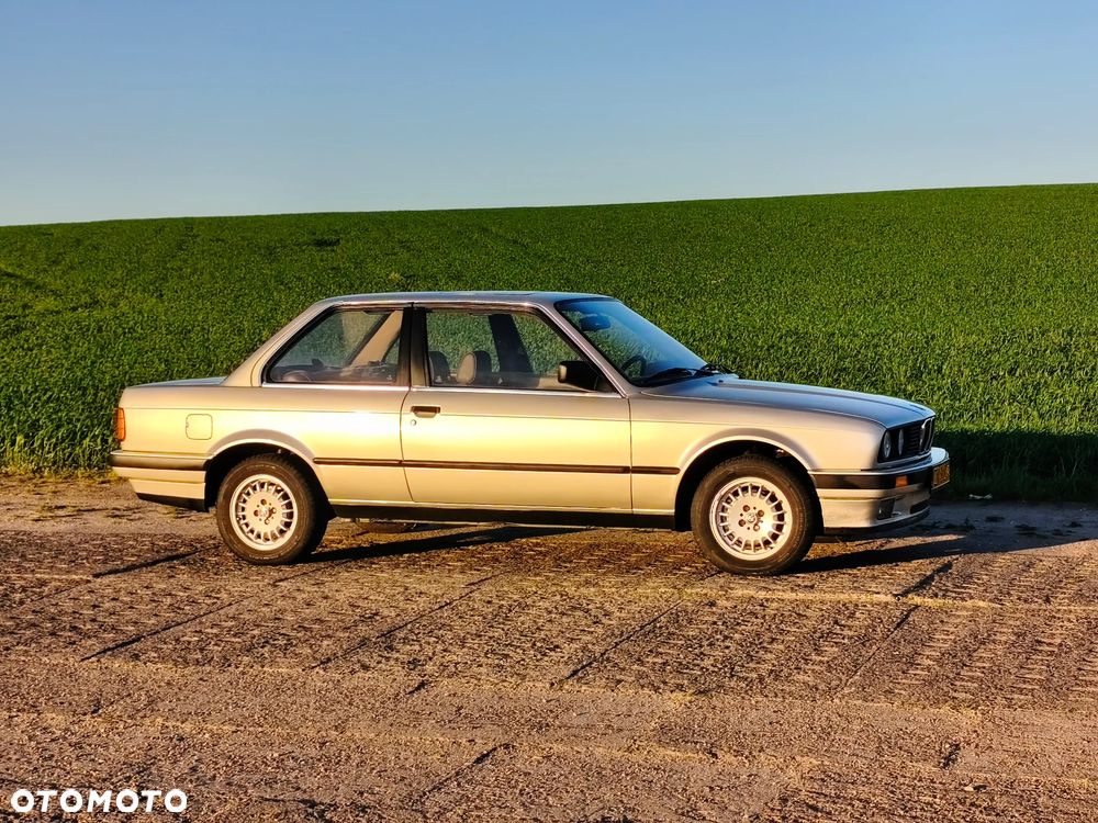 BMW Seria 3 - 1