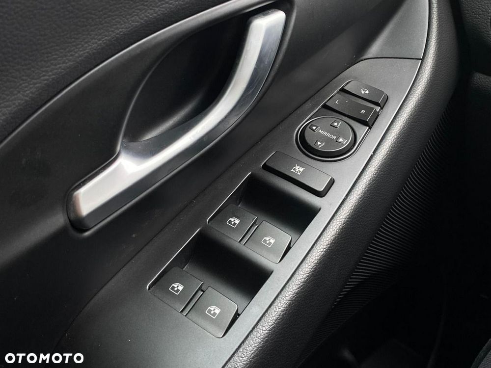 Hyundai i30 - 12