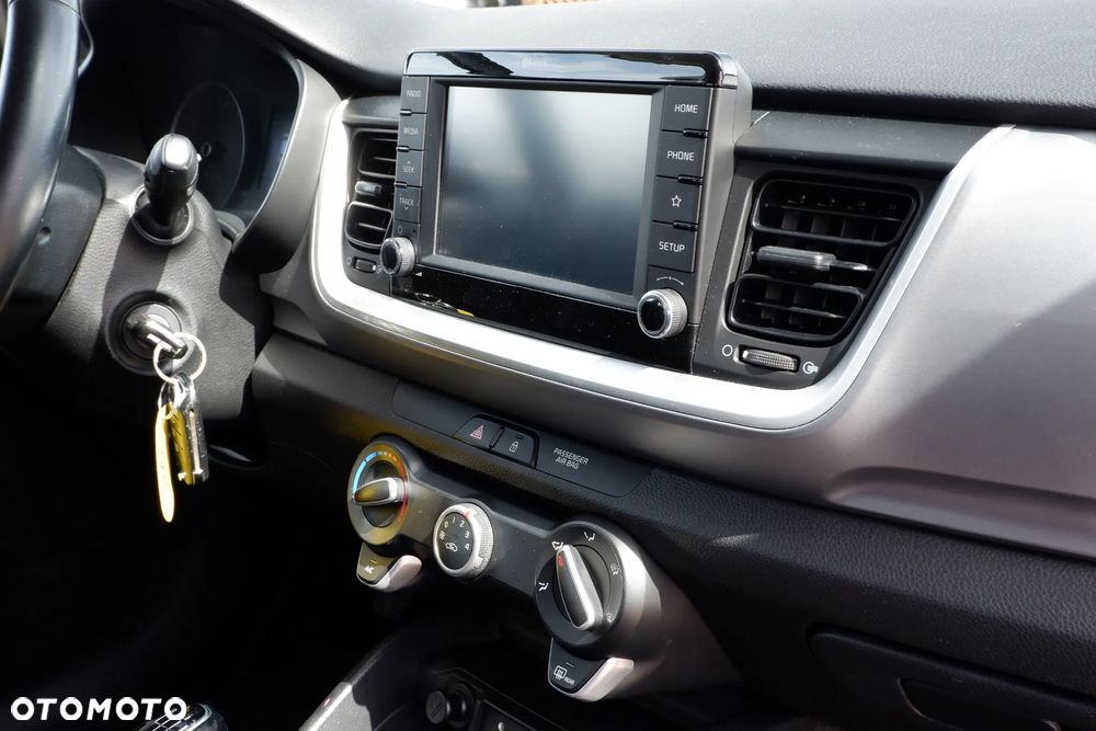 Kia Stonic 1.4 L - 6