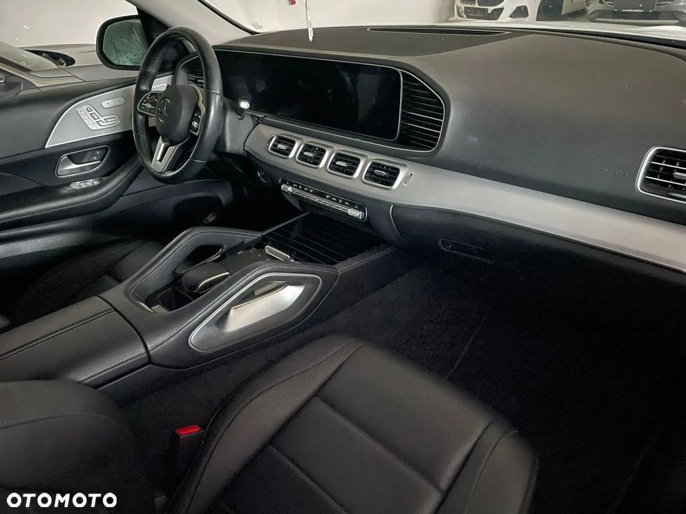 Mercedes-Benz GLE 350 d 4Matic 9G-TRONIC AMG Line - 8