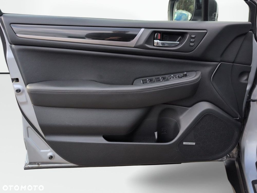 Subaru Outback 2.5i Exclusive (EyeSight) Lineartronic - 24