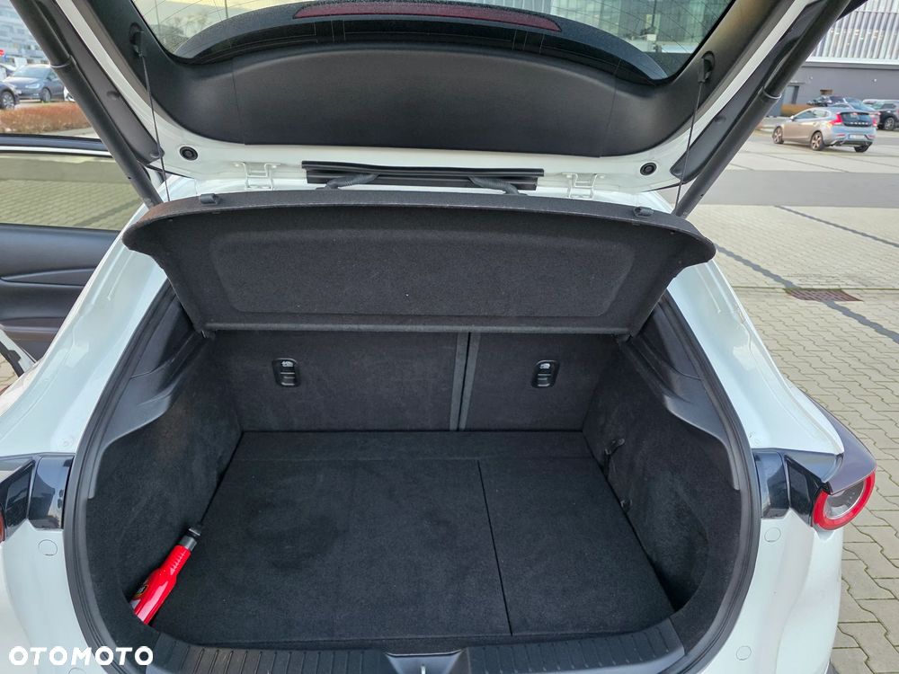 Mazda CX-30 2.0 mHEV Hikari 2WD - 10