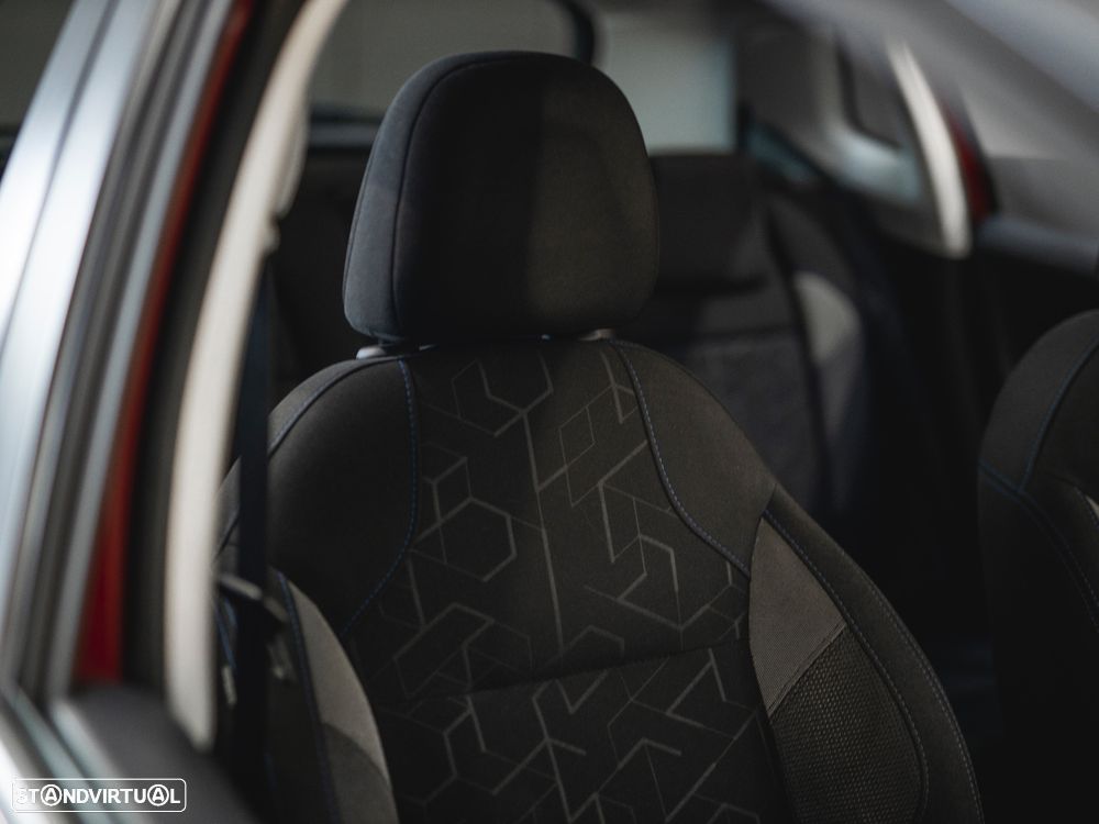 Peugeot 2008 1.2 PureTech Style - 20