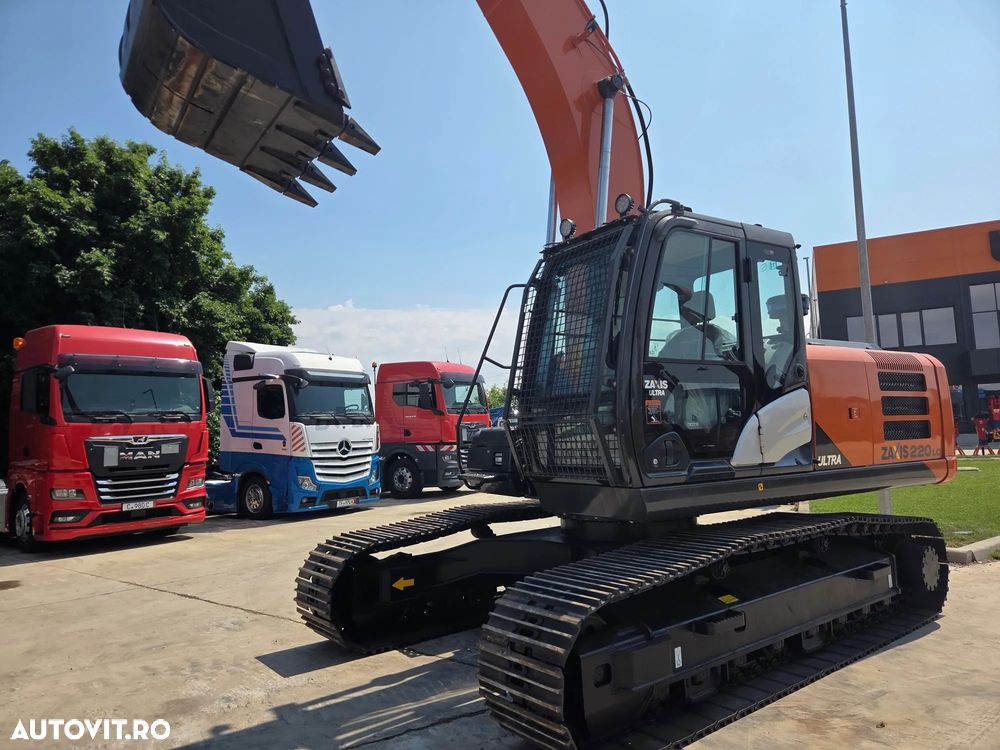 Hitachi 22tone, ZX220, 2025, 8h, NOU, CUPA 1,3mc, inst picon pe brate, aer conditionat, scaun operator pneumatic, CE, posibilitate leasing 5 ani-PROMOTIE 109.500 EUR+Tva - 10