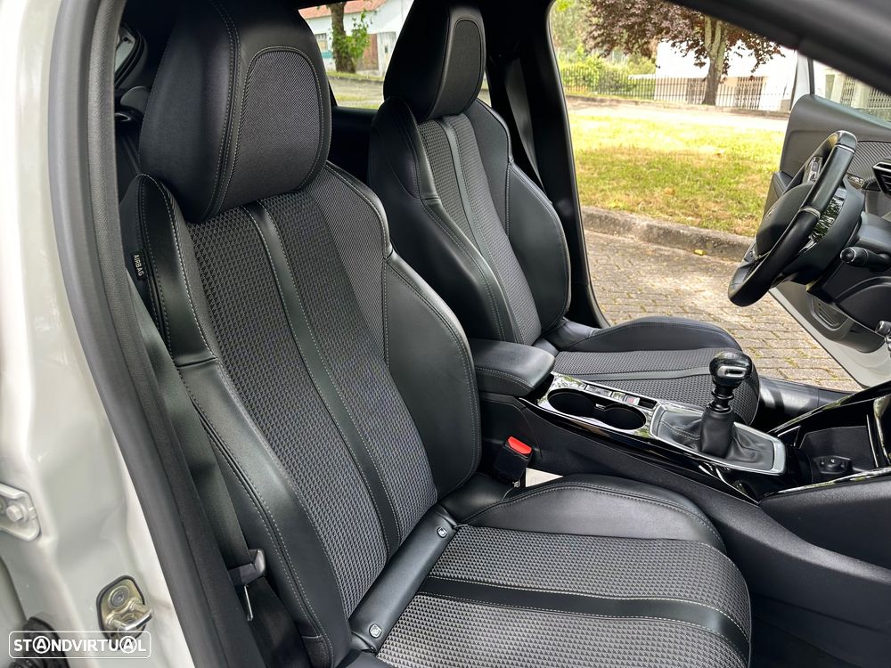Peugeot 208 1.5 BlueHDi GT - 36