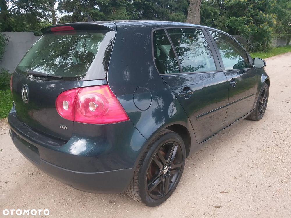 Volkswagen Golf - 4