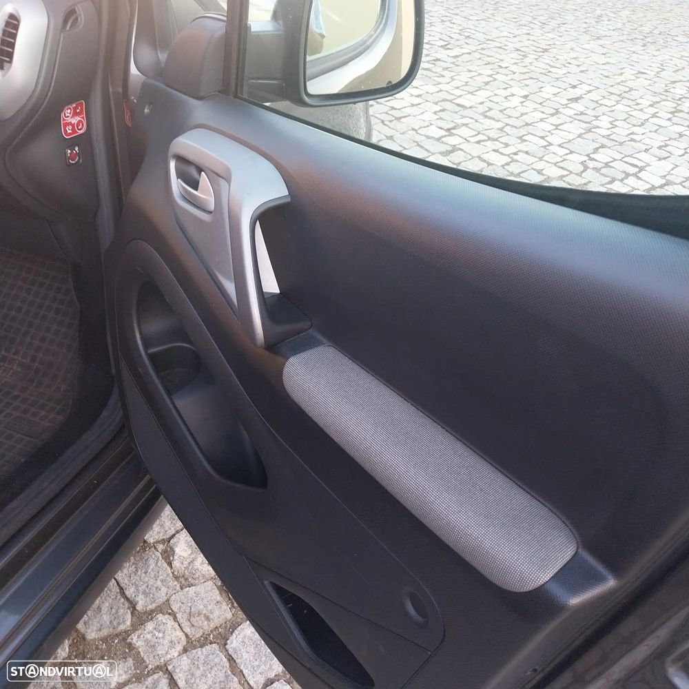 Peugeot Partner BlueHDi 120 Stop&Start Outdoor - 23