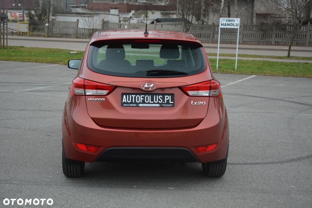 Hyundai ix20 - 13