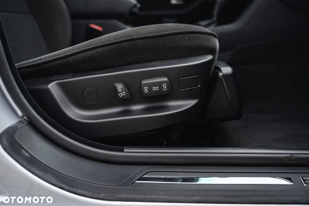 BMW Seria 5 - 33