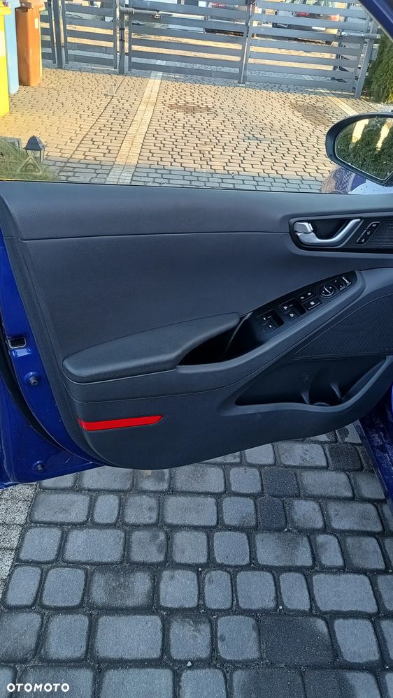 Hyundai IONIQ 1.6 GDI Premium - 16
