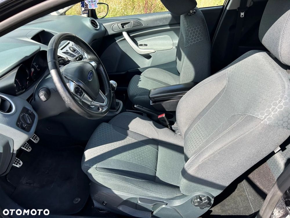 Ford Fiesta 1.6 Sport - 10