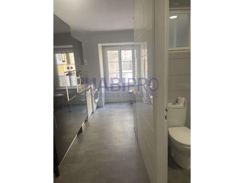 Santa Catarina apartamento T3 com terraço de 36 m2 - Grande imagem: 2/15
