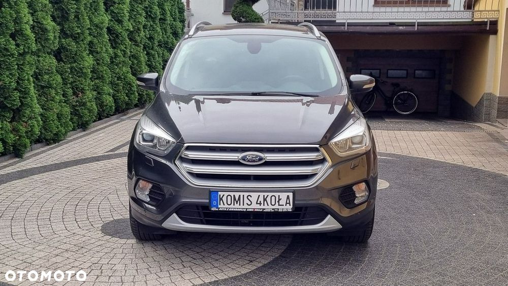 Ford Kuga - 10