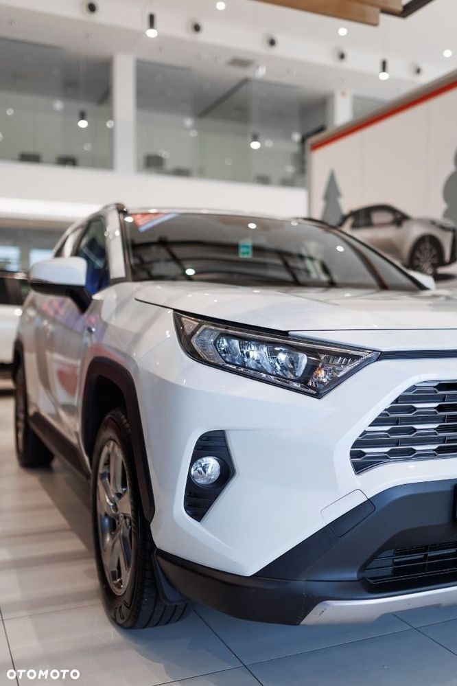 Toyota RAV4 - 28