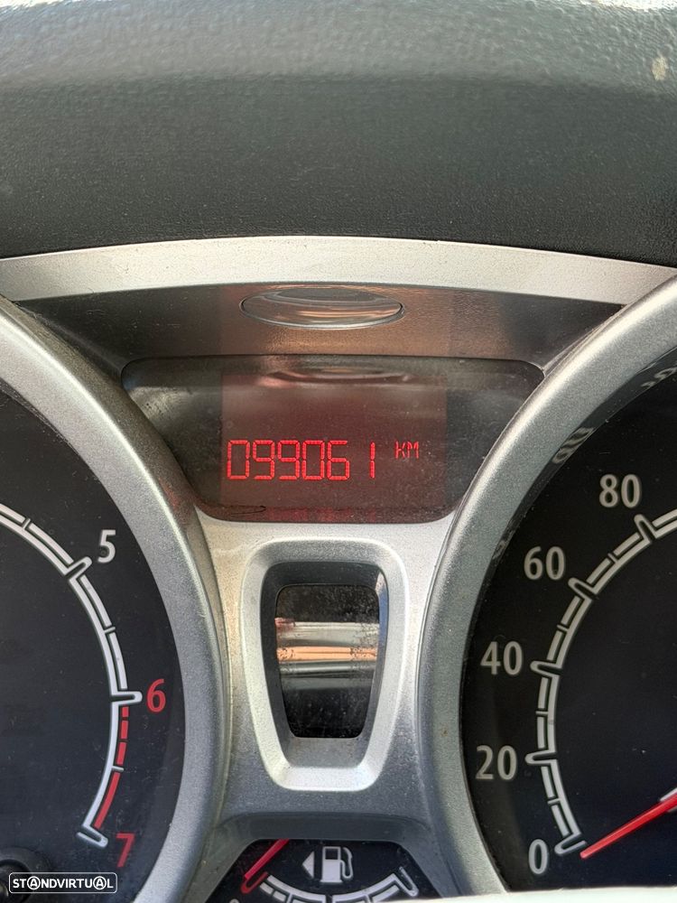 Ford Fiesta 1.25 Techno - 3