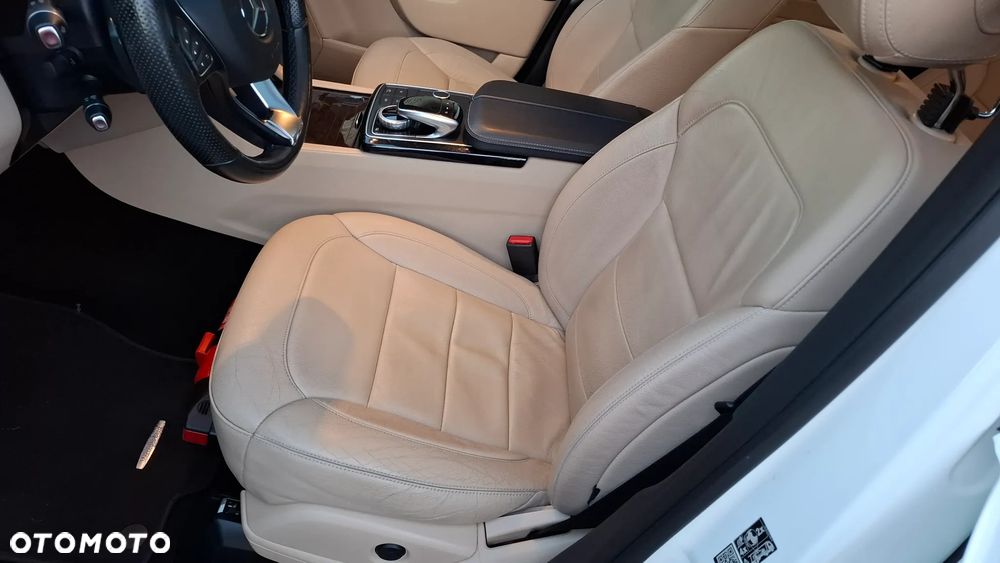 Mercedes-Benz GLE 350 d 4-Matic - 11