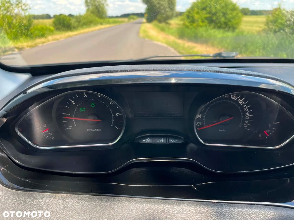 Peugeot 208 95 VTI Active - 8