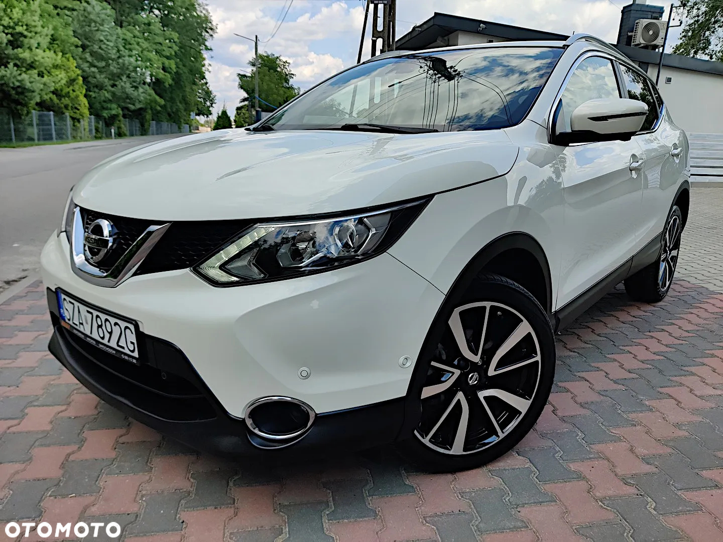Nissan Qashqai 1.6 DIG-T Tekna+ - 2
