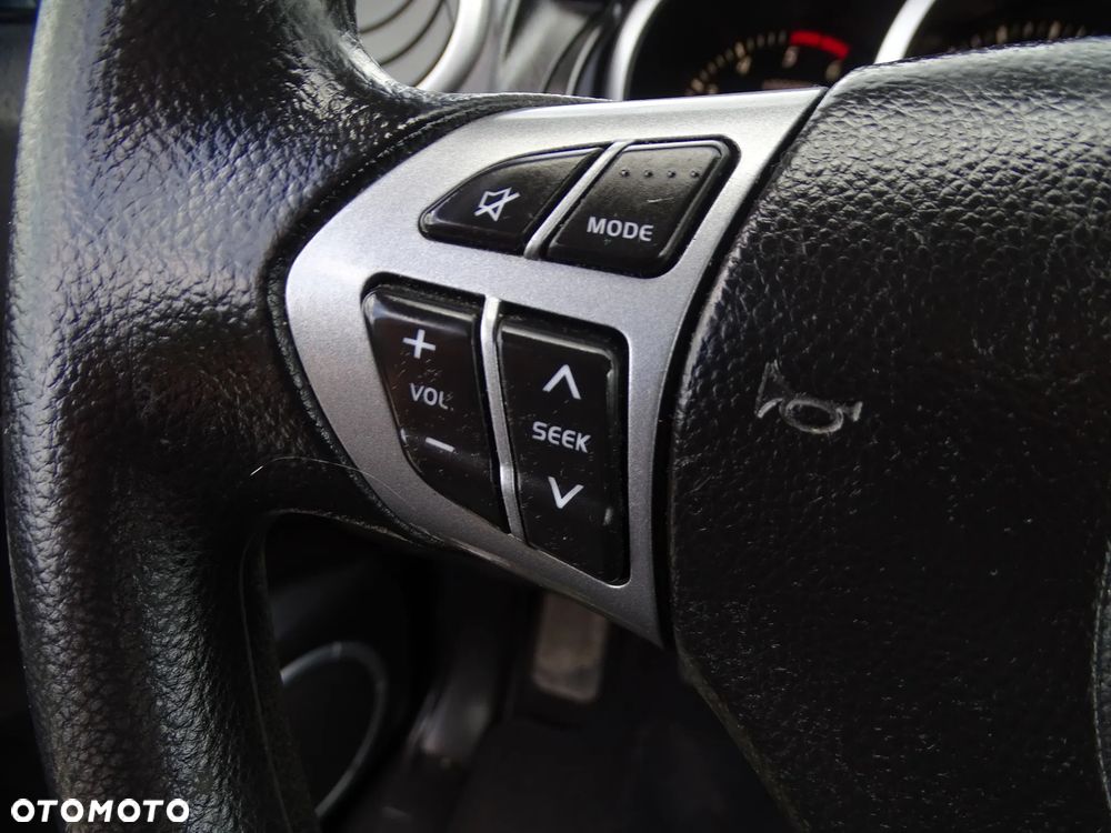 Suzuki Grand Vitara 1.9 DDiS Comfort EU5 - 13