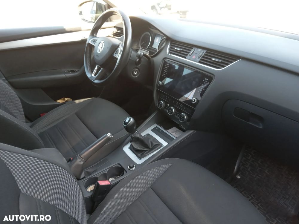 Skoda Octavia 1.6 TDI Avantaj - 14