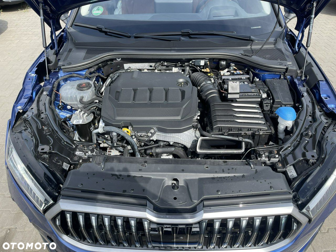 Skoda Superb 2.0 TDI SCR 4x4 L&K DSG - 13