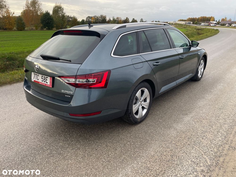 Skoda Superb 2.0 TDI 4x4 DSG L&K - 3