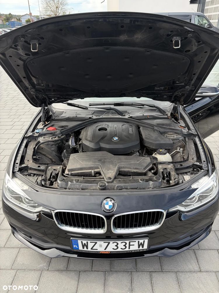 BMW Seria 3 318i GPF Luxury Line - 16
