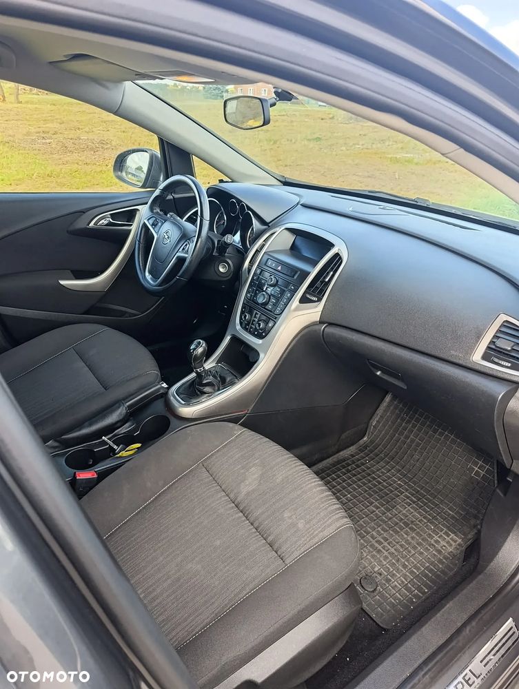 Opel Astra 1.6 - 10