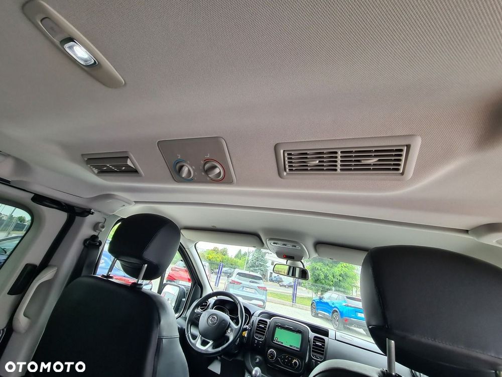 Opel Vivaro - 28