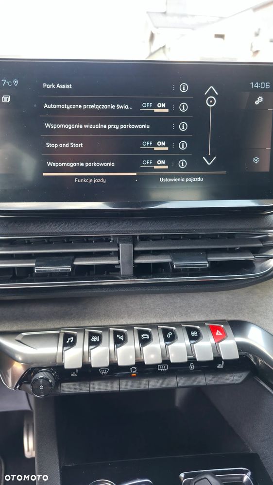 Peugeot 3008 1.5 BlueHDi GT Pack S&S EAT8 - 26