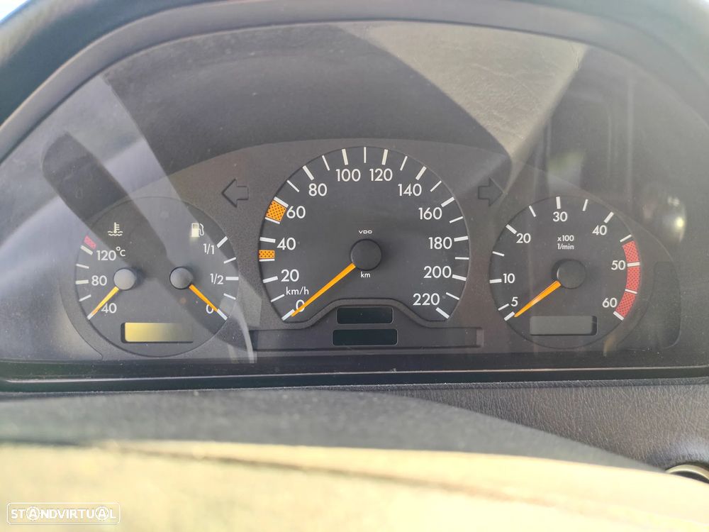 Mercedes-Benz C 220 - 3