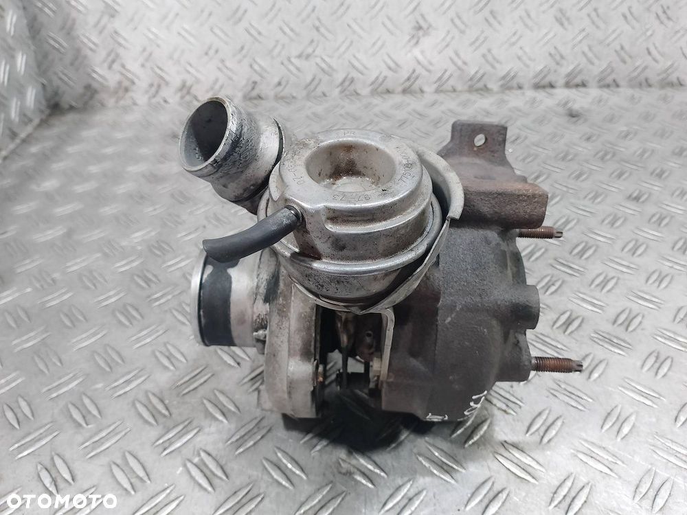 TURBINA RENAULT LAGUNA II LIFT H8200347344 761661-1 2.0 DCI - 8