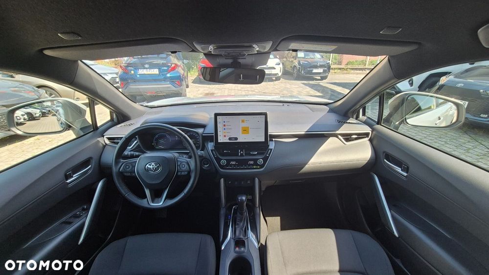 Toyota Corolla Cross - 10