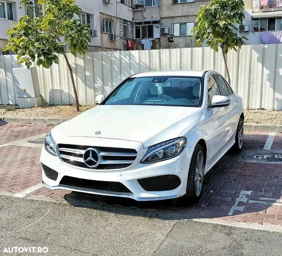 Mercedes-Benz C 220 d 4Matic 9G-TRONIC AMG Line - 8