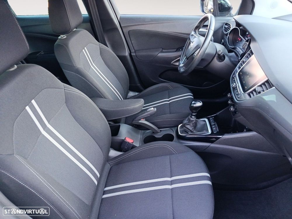 Opel Crossland 1.2 T Design & Tech - 15