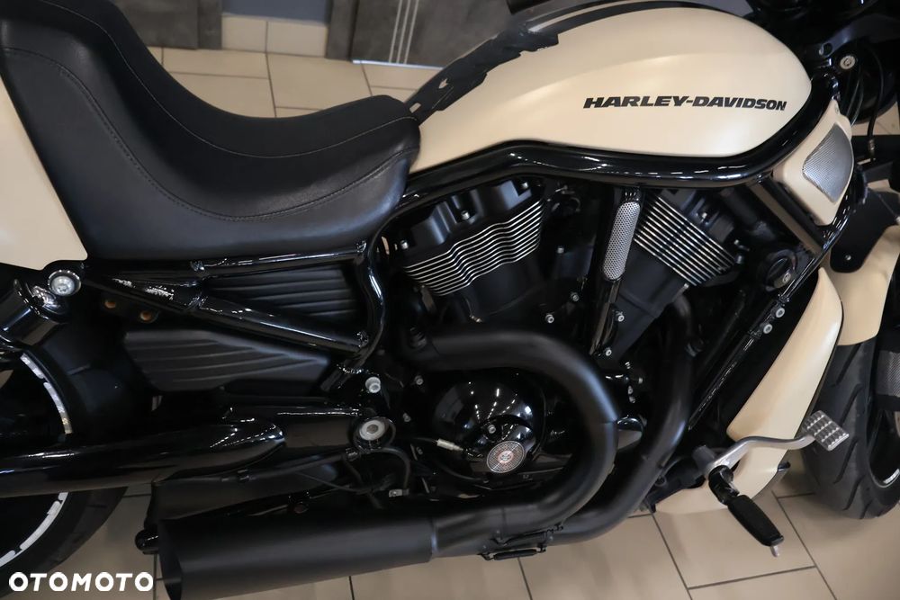 Harley-Davidson V-Rod Night Rod - 20