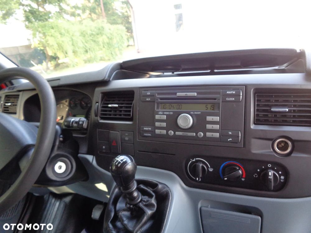 Ford Transit - 20