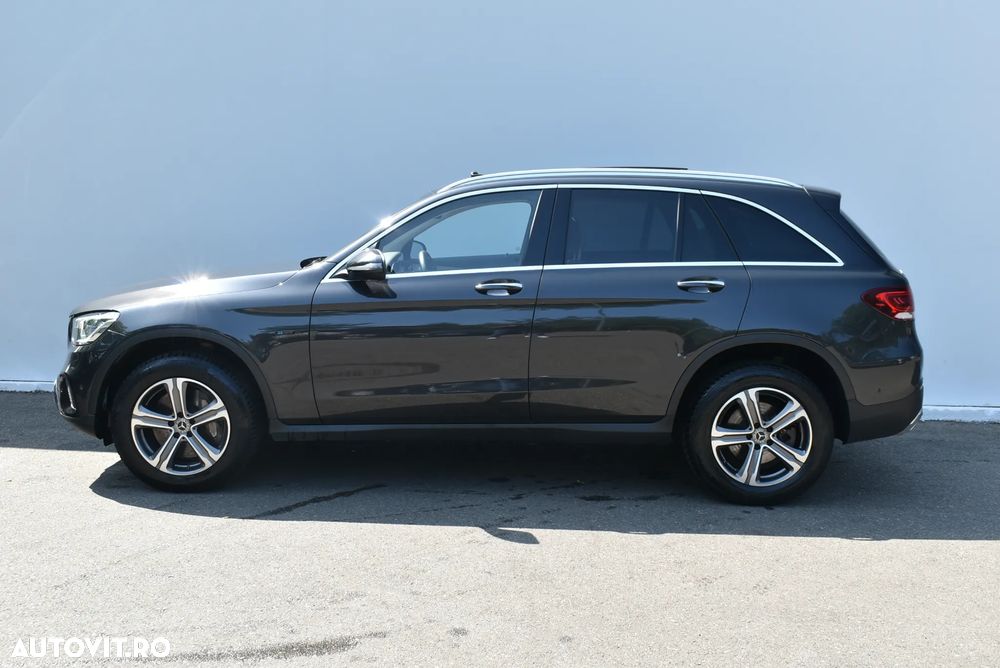 Mercedes-Benz GLC 300 e 4MATIC - 2