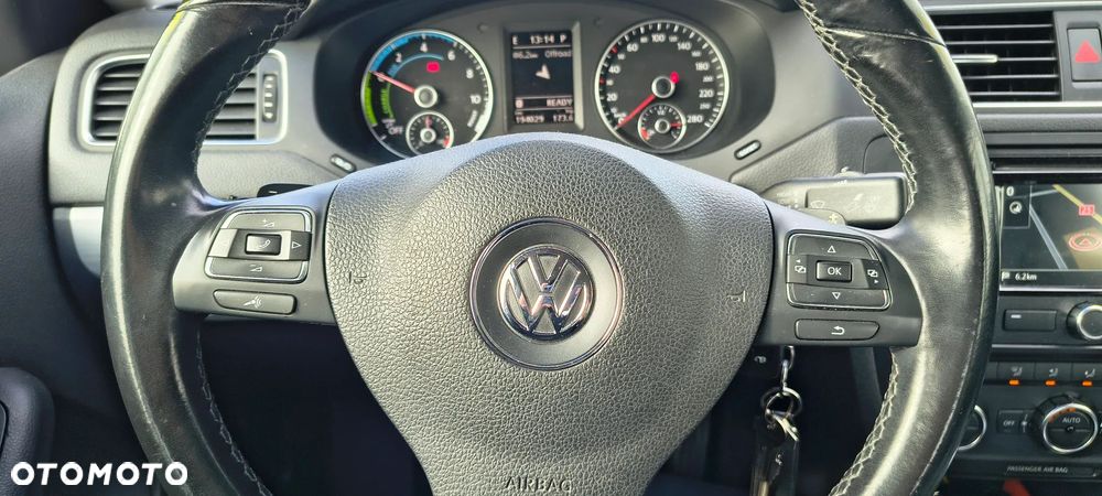 Volkswagen Jetta 1.4 DSG Comfortline - 28