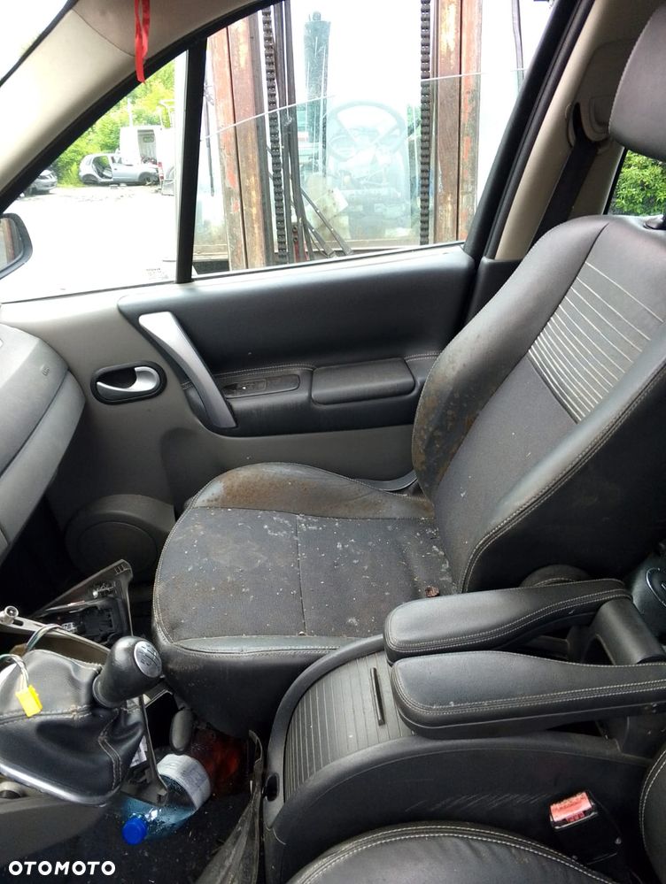 Renault Megane Scenic II (06-09r.) 1.5Dci 106KM. Silnik K9K 732 Skrzynia TL4000 lakier TED11 D11 – BEIGE PEPPER BC. Cały na części. GWARANCJA !!! - 15