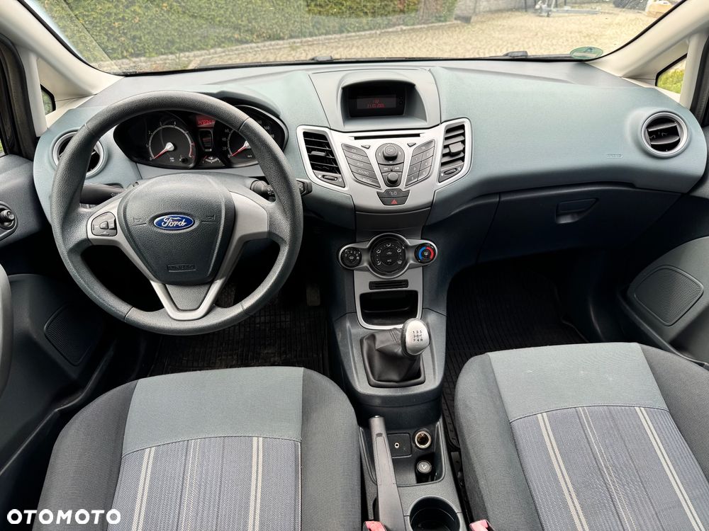 Ford Fiesta - 19