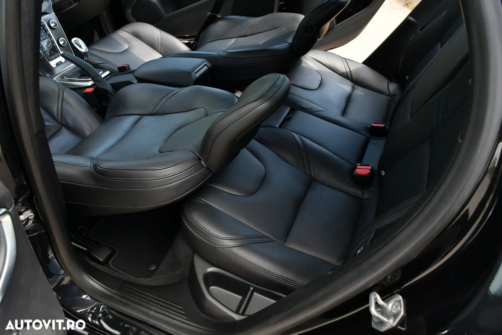 Volvo V40 D2 ECO Summum - 25