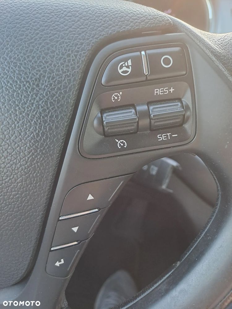 Kia Ceed 1.6 GDI XL - 10