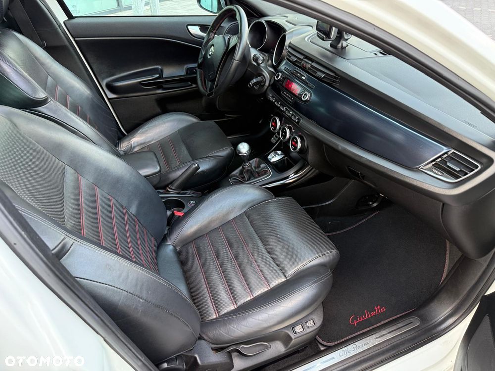 Alfa Romeo Giulietta 2.0 JTDM 16V - 5