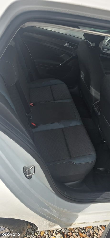 Volkswagen Golf 1.6 TDI SCR IQ.DRIVE - 11