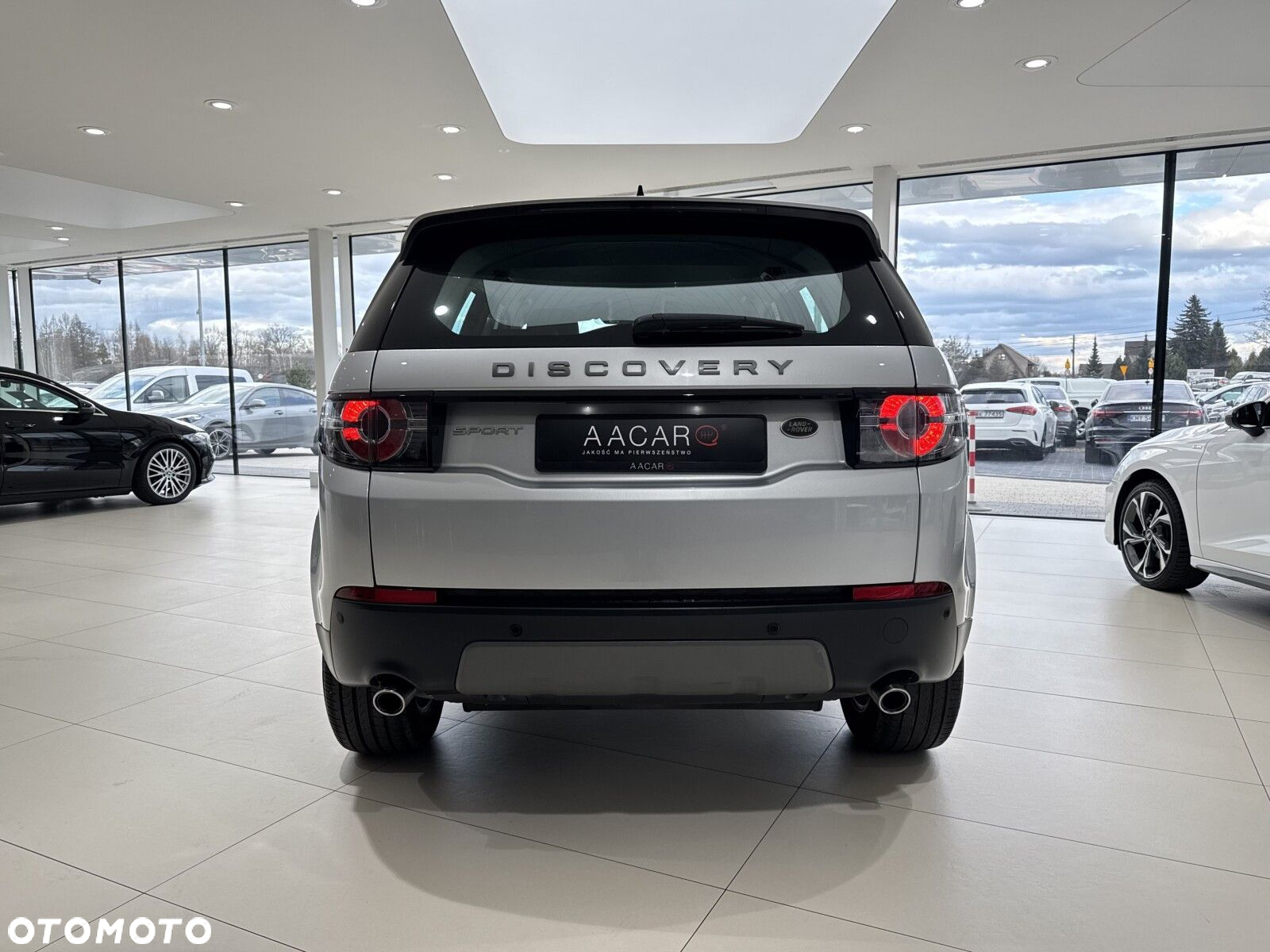 Land Rover Discovery Sport 2.0 TD4 SE - 4